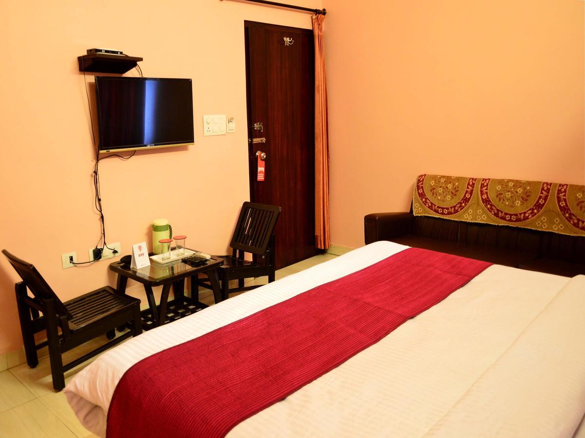 Oyo 6179 Hotel Aarjee Crescent Jaipur Eksteriør billede