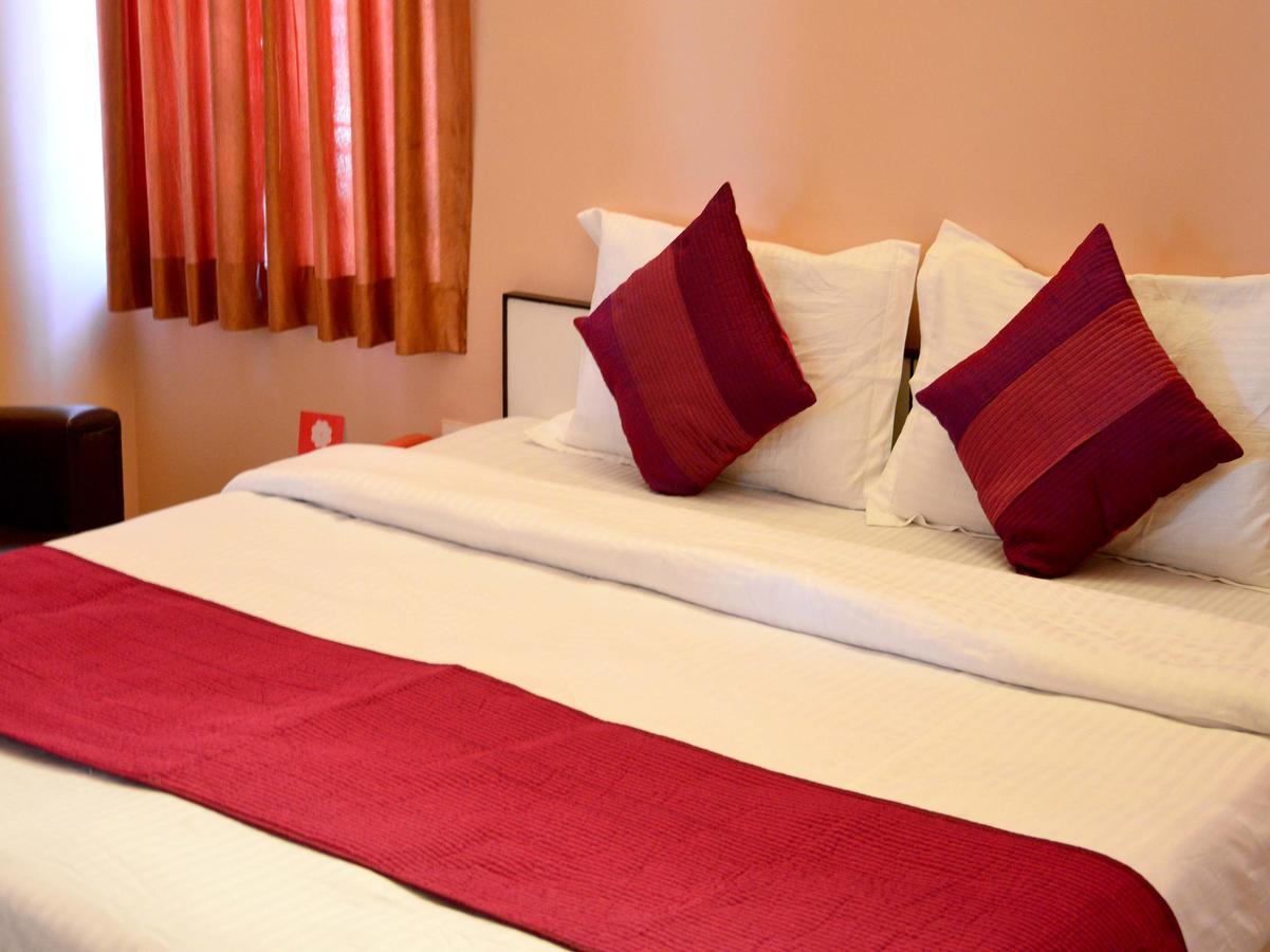 Oyo 6179 Hotel Aarjee Crescent Jaipur Eksteriør billede