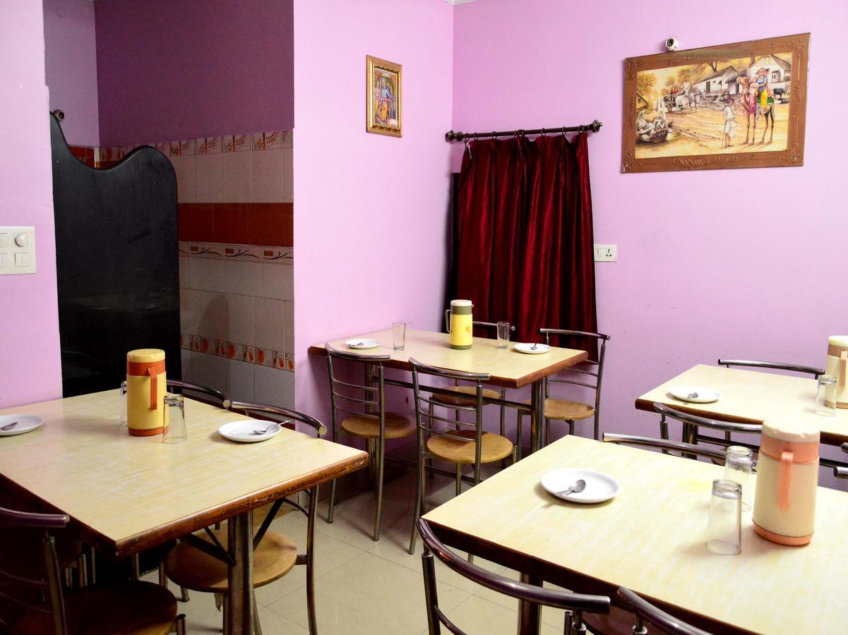 Oyo 6179 Hotel Aarjee Crescent Jaipur Eksteriør billede