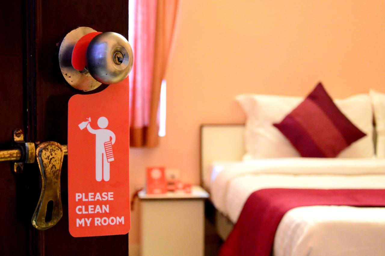 Oyo 6179 Hotel Aarjee Crescent Jaipur Eksteriør billede